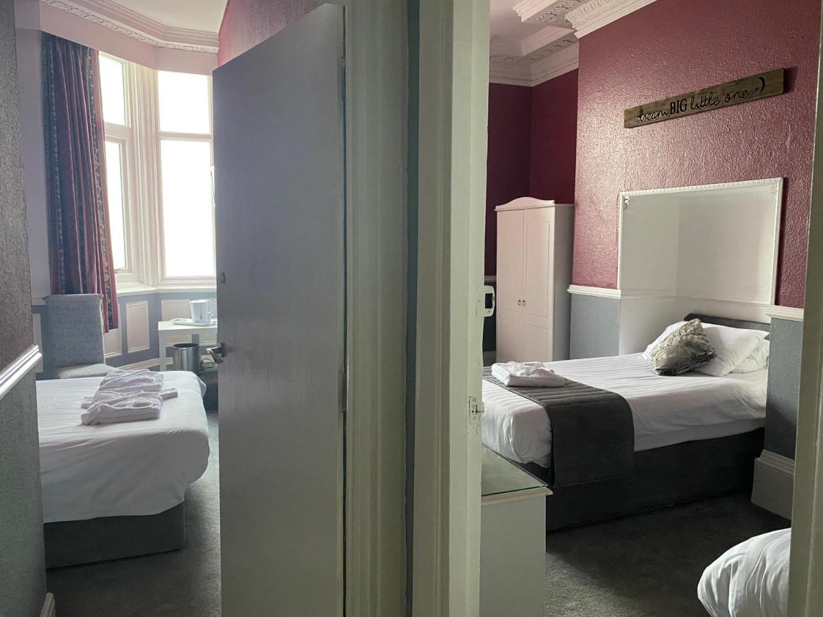 Catania Hotel สการ์โบโรห์ ห้อง รูปภาพ